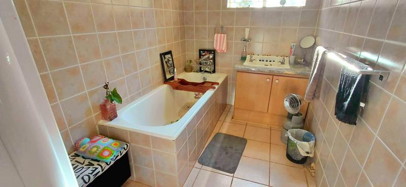 3 Bedroom Property for Sale in Noordhoek Free State